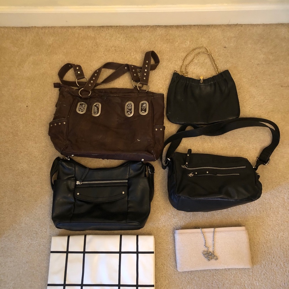 Assortment of used women bags